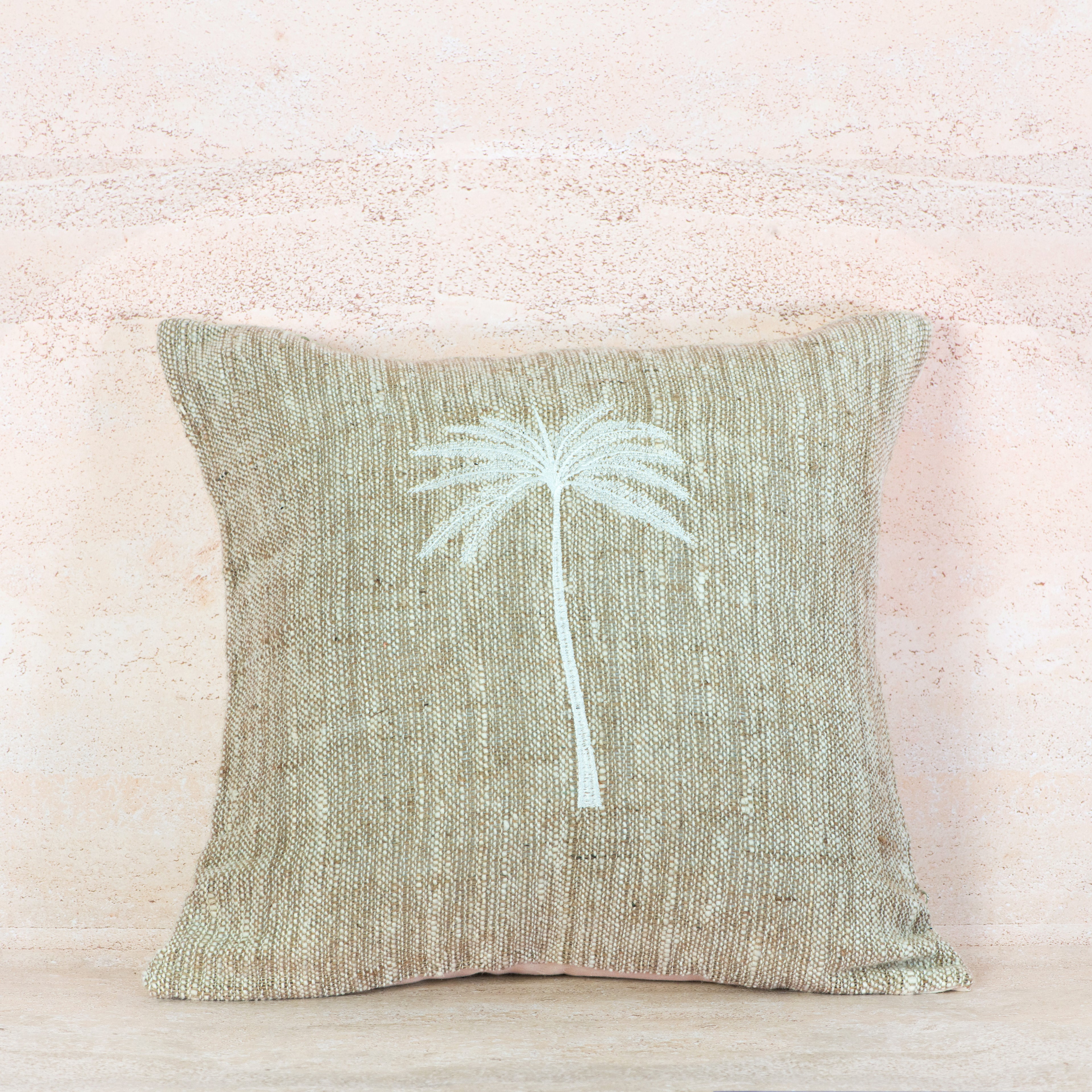 Natural Cotton Cushion with Palm Tree Detail – 50x50 cm
