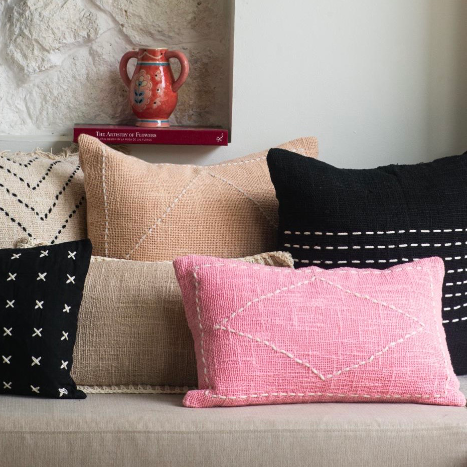 Natural Cotton Cushion with Woven Edge Trim – 30x50 cm